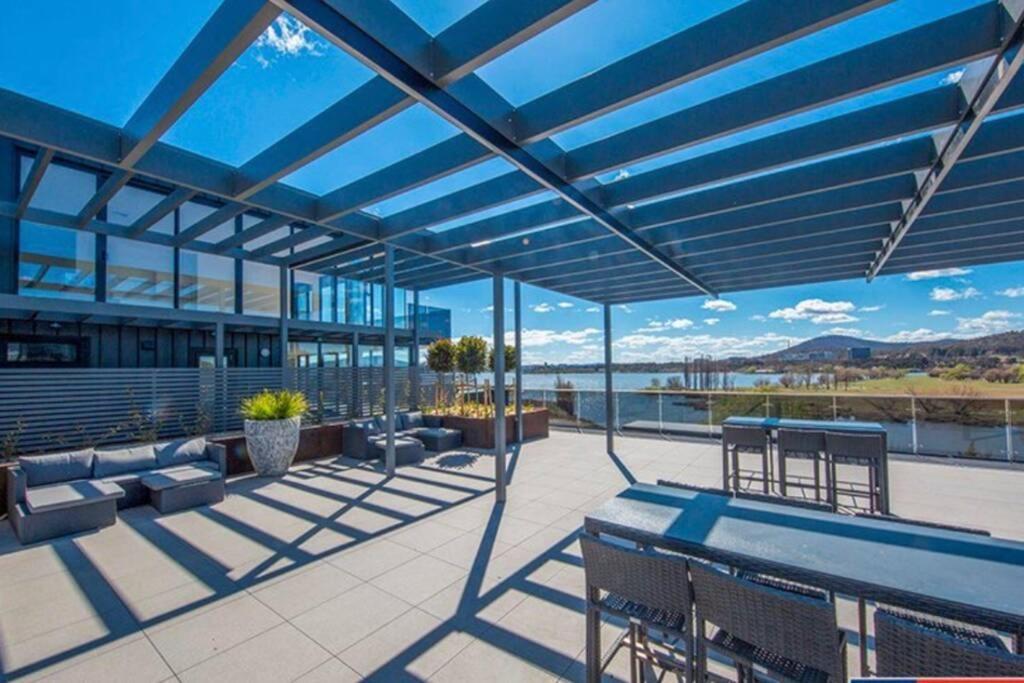 Luxe 2Br Executive Apartment Kingston Pool Parking Wifi Bbq Wine Экстерьер фото